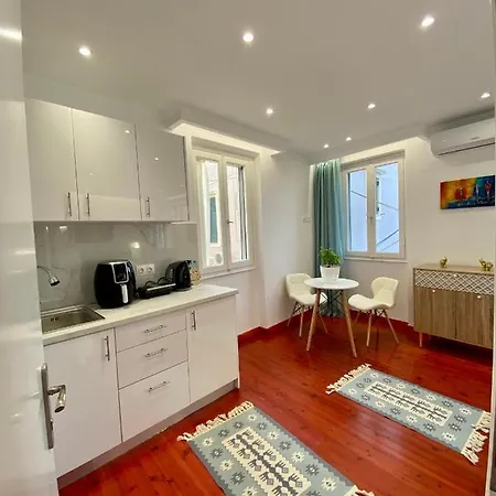 Corfu Port Art * Corfu (city)